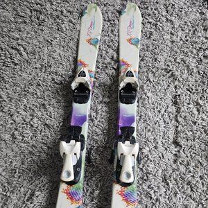 Youth skis